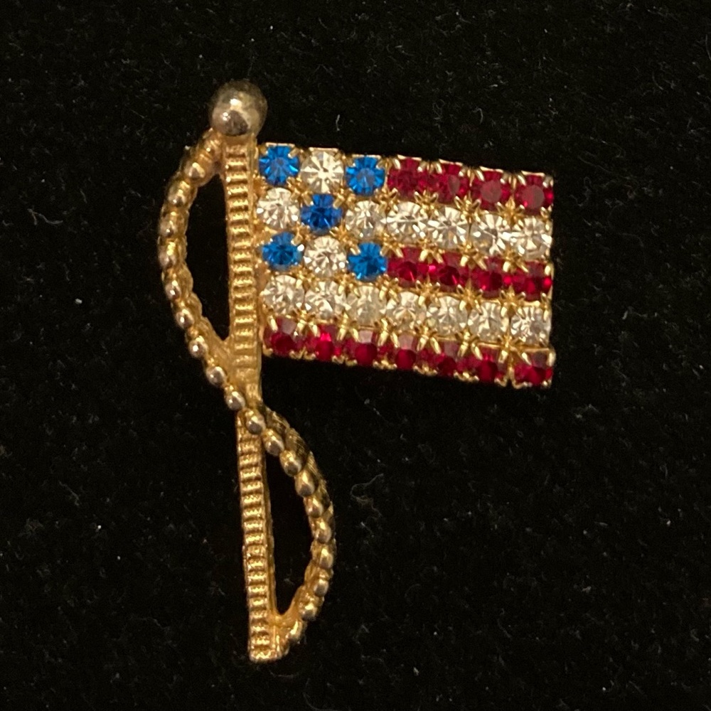 Vintage Rafaelian American Flag Rhinestone Brooch Patriotic